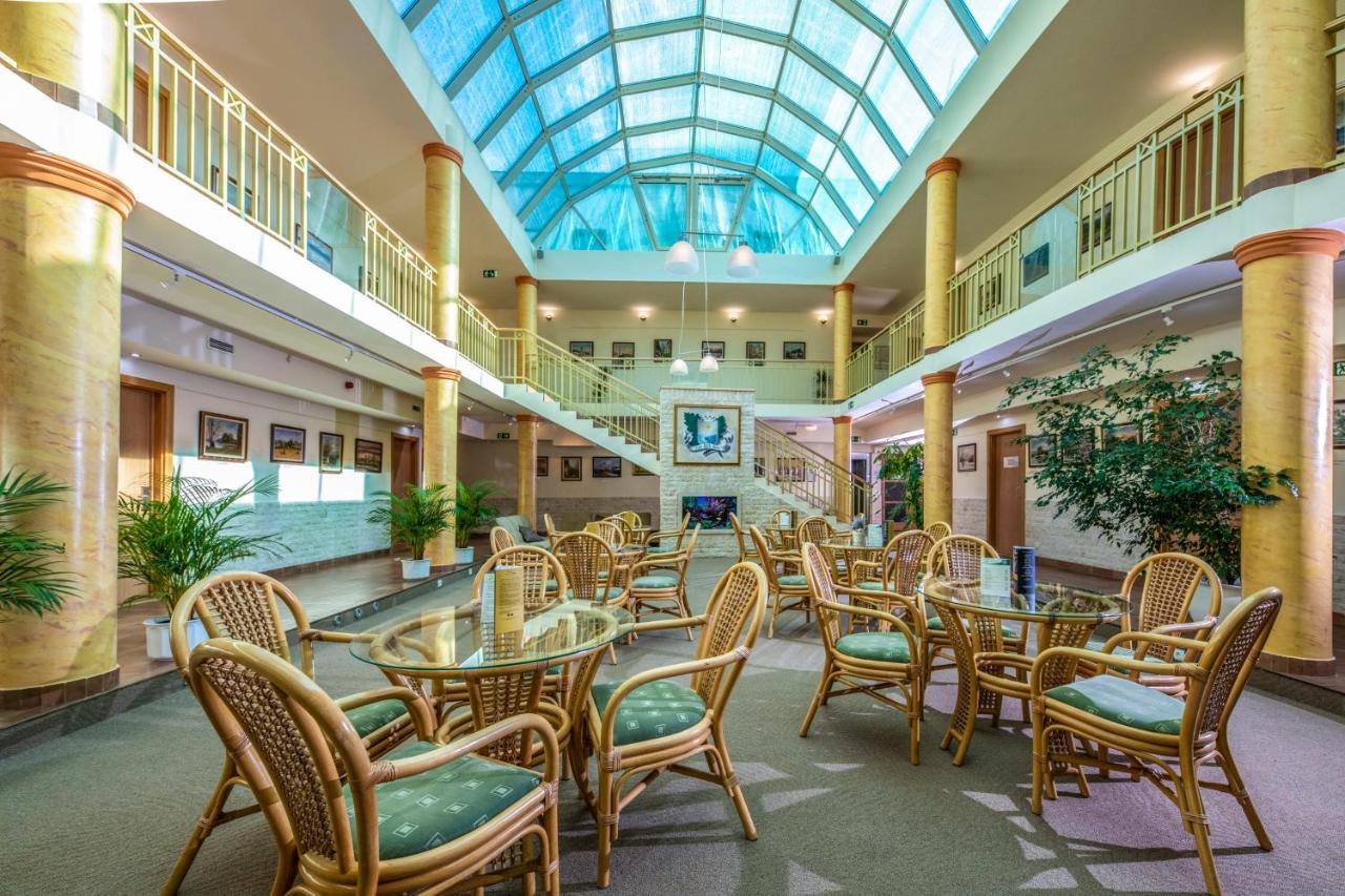 Zichy Park Hotel Bikács Exterior foto